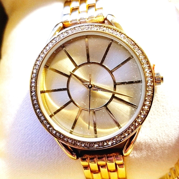 Charter Club Watch & Bangle Bracelet Set NWT - Picture 4 of 11